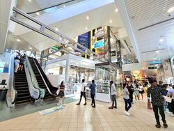 Sim Lim Square (D7), Shop House #506528641